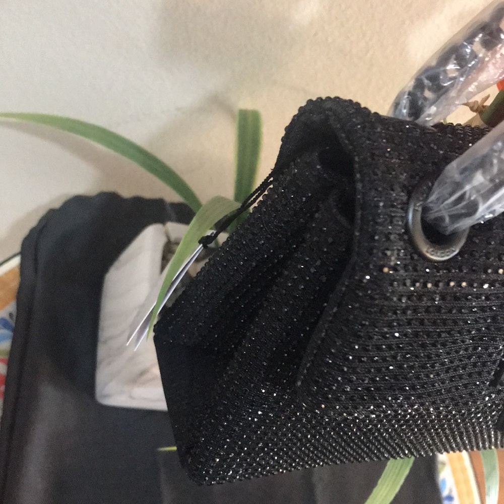 - Kurt Geiger London Brixton Shoulder Bag Kurt Geiger London - Picture 4 of 16